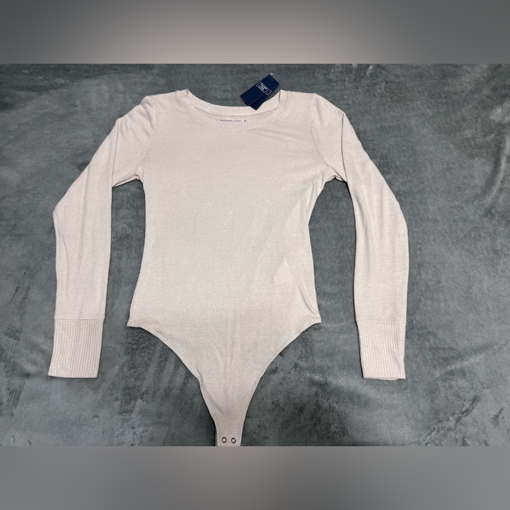 Women’s Long Sleeve light cream/pink Bodysuit